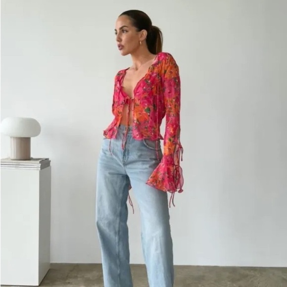 RUMORED East End Top - Picture 6 of 11